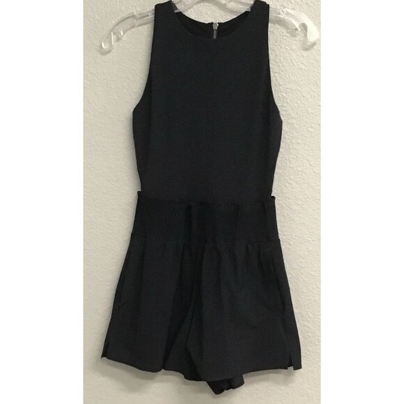 Athleta Womens Black Sleeveless Back Zip Cosmic Flutter Romper Size XS - Picture 3 of 11